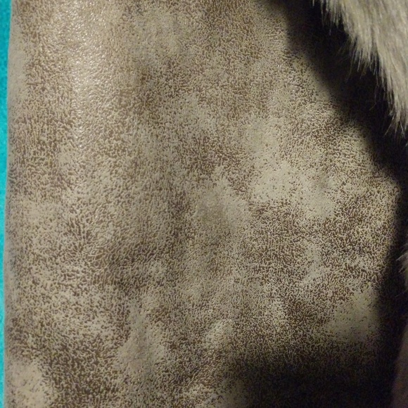 NENE DRAPED FRONT VEST - Picture 4 of 6